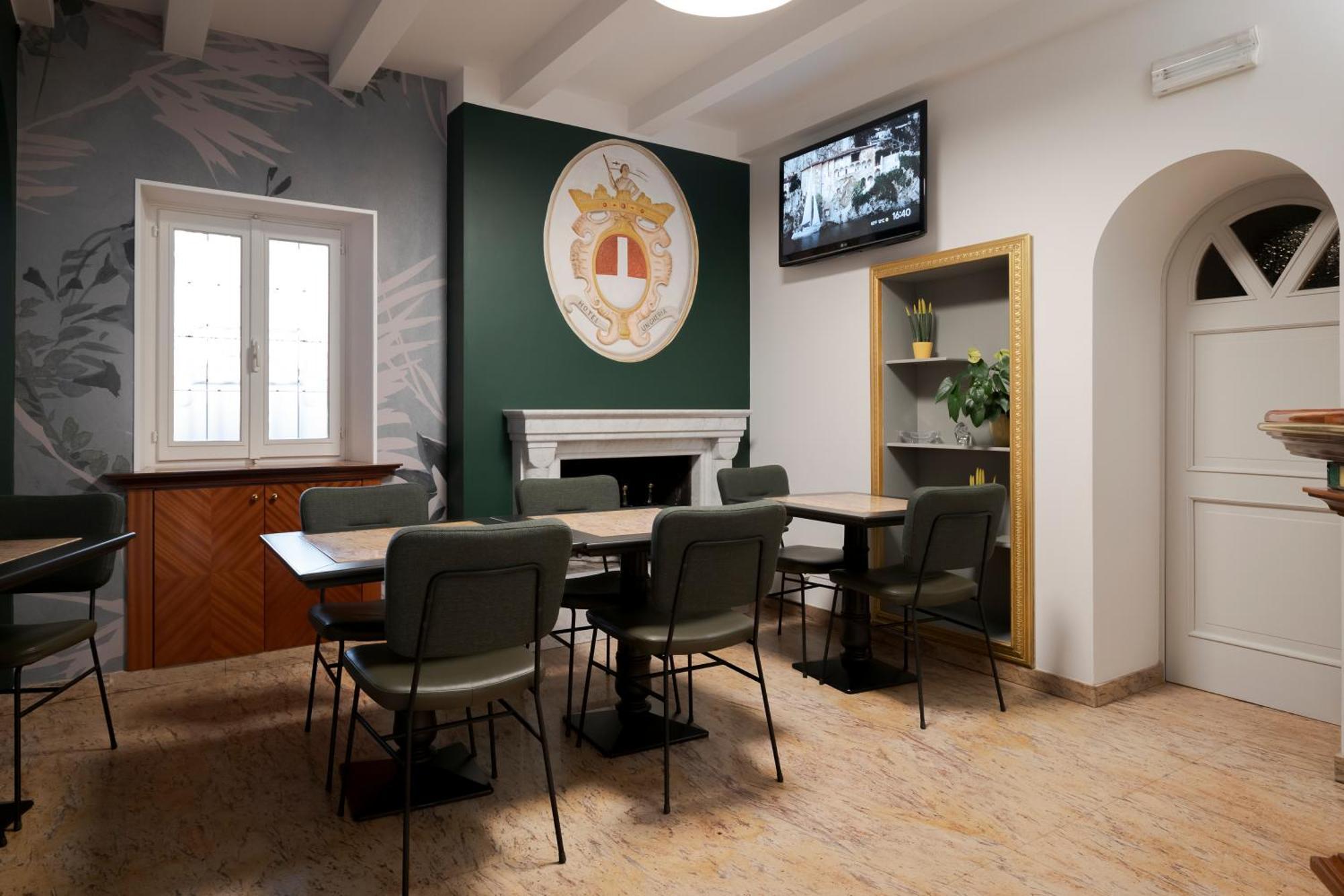 Hotel Ungheria Varese 1946 Экстерьер фото